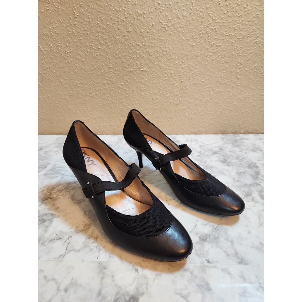 DKNY Antonia Mary Jane Women's Black Leather Pointed Toe Pump Heel Size 8.5
